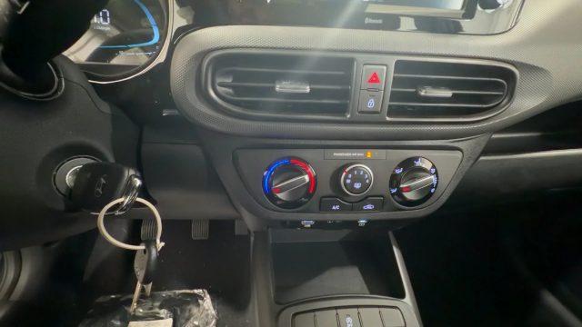 HYUNDAI i10 i10 1.0 MPI Connectline