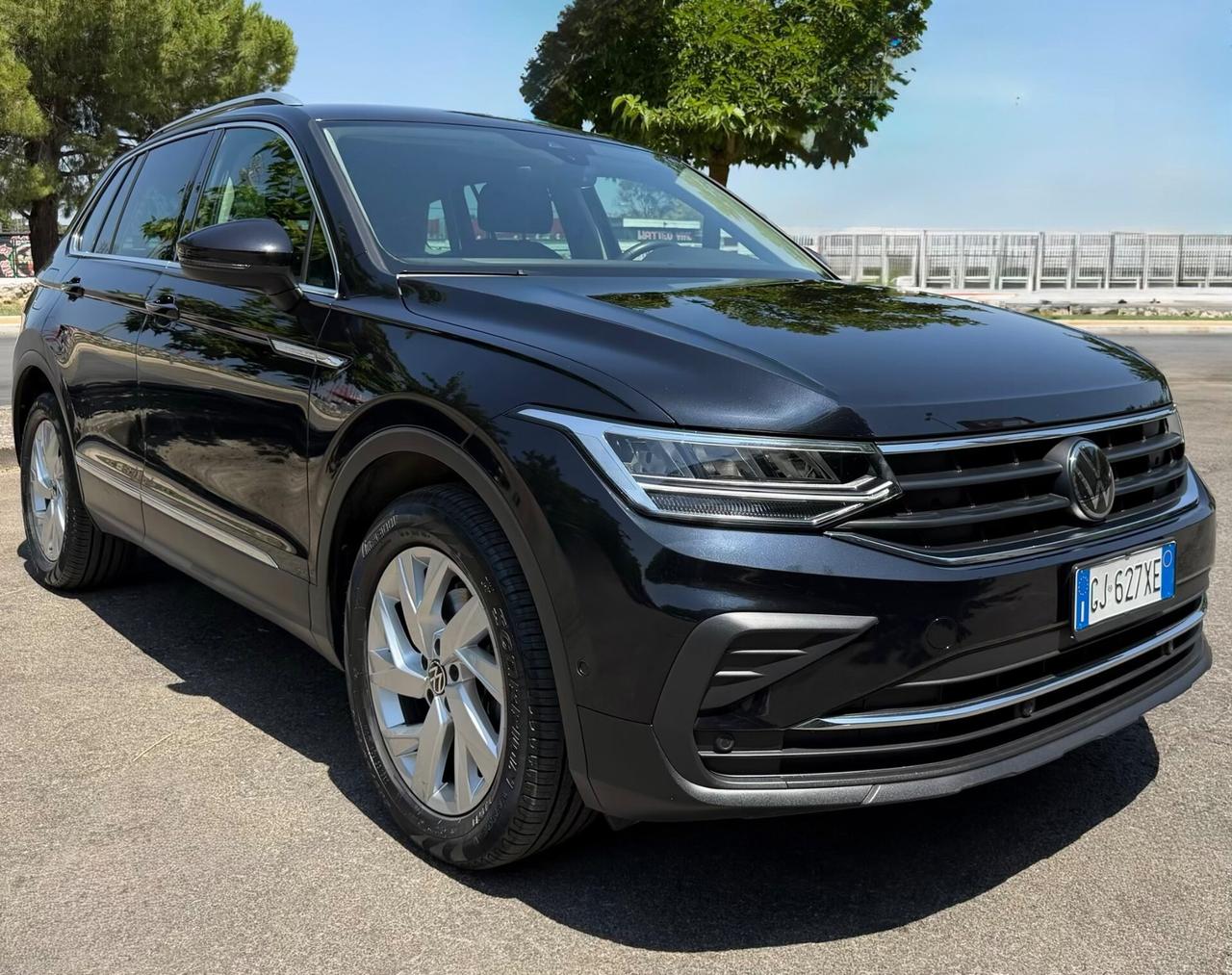 Volkswagen Tiguan 2.0 Tdi 122CV Life FARI LED