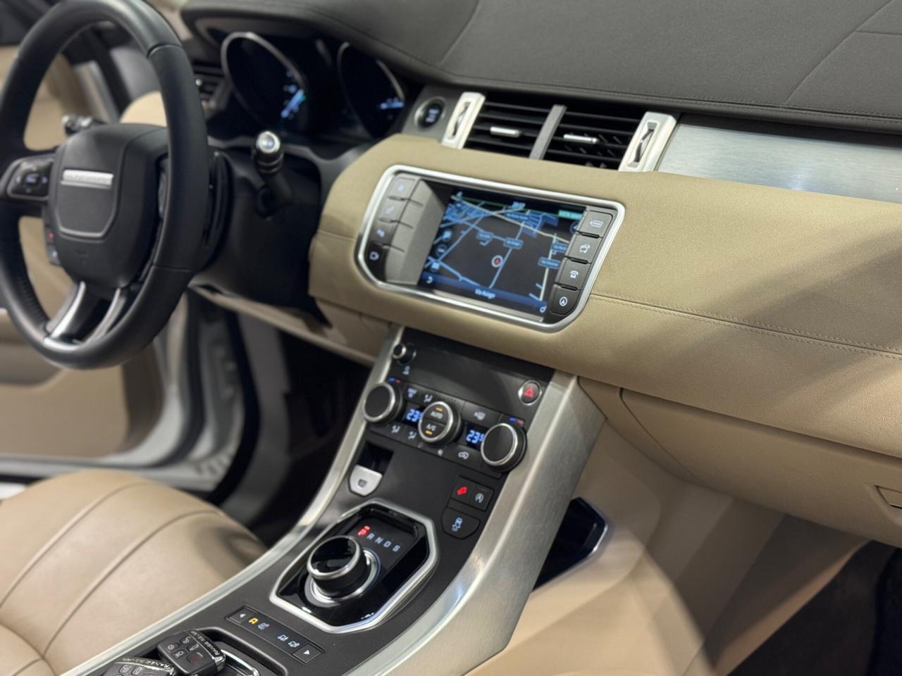 Land Rover Range Evoque 2.0 TD4 Pelle Navi !