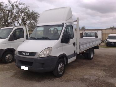 Iveco Daily 35c14 3000cc C.FISSO - 2011