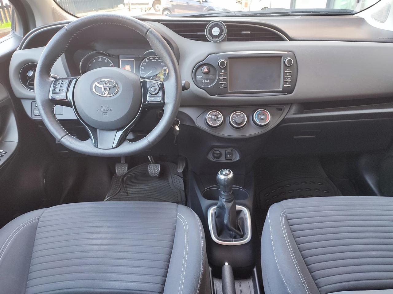 Toyota Yaris 1.0 VVT-i 72 CV Active 5 porte #6932