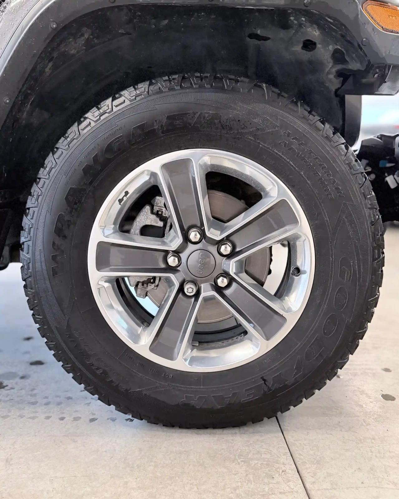 Jeep Wrangler 2.2 Mjt II Sahara