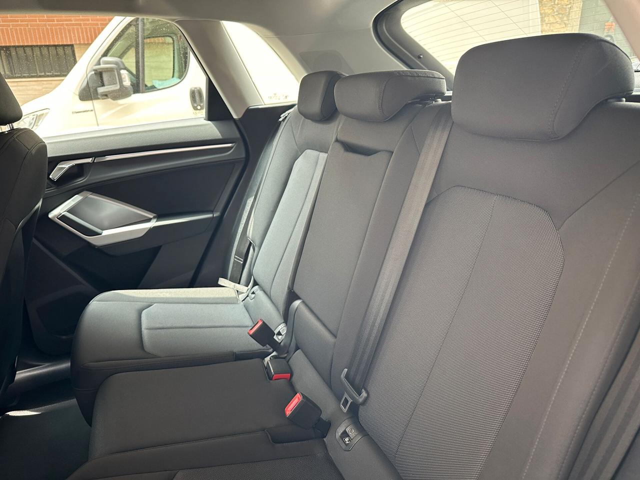 Audi Q3 35 TDI S tronic Business Advanced