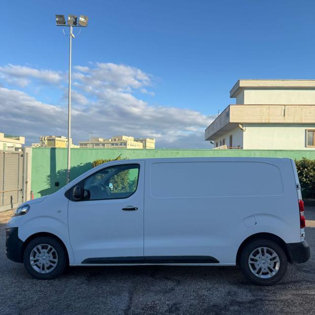 OPEL VIVARO L2H1 2.0 DIESEL FURGONE 3 POSTI - 2020