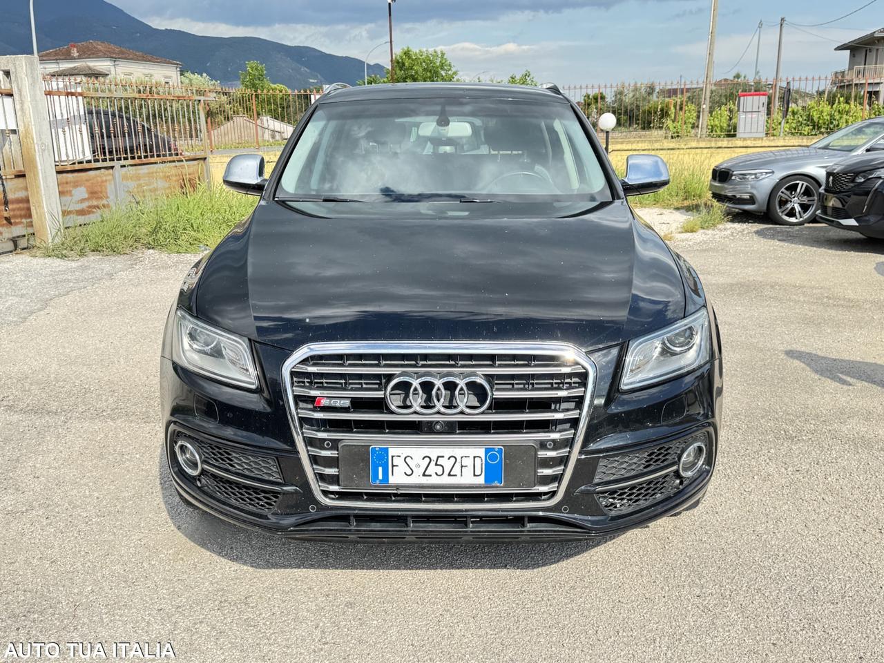 AUDI Q5 2.0 TDI S-LINE