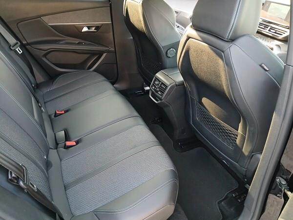 PEUGEOT 3008 1.5 BlueHDi 130 CV S&S EAT8 ALLURE