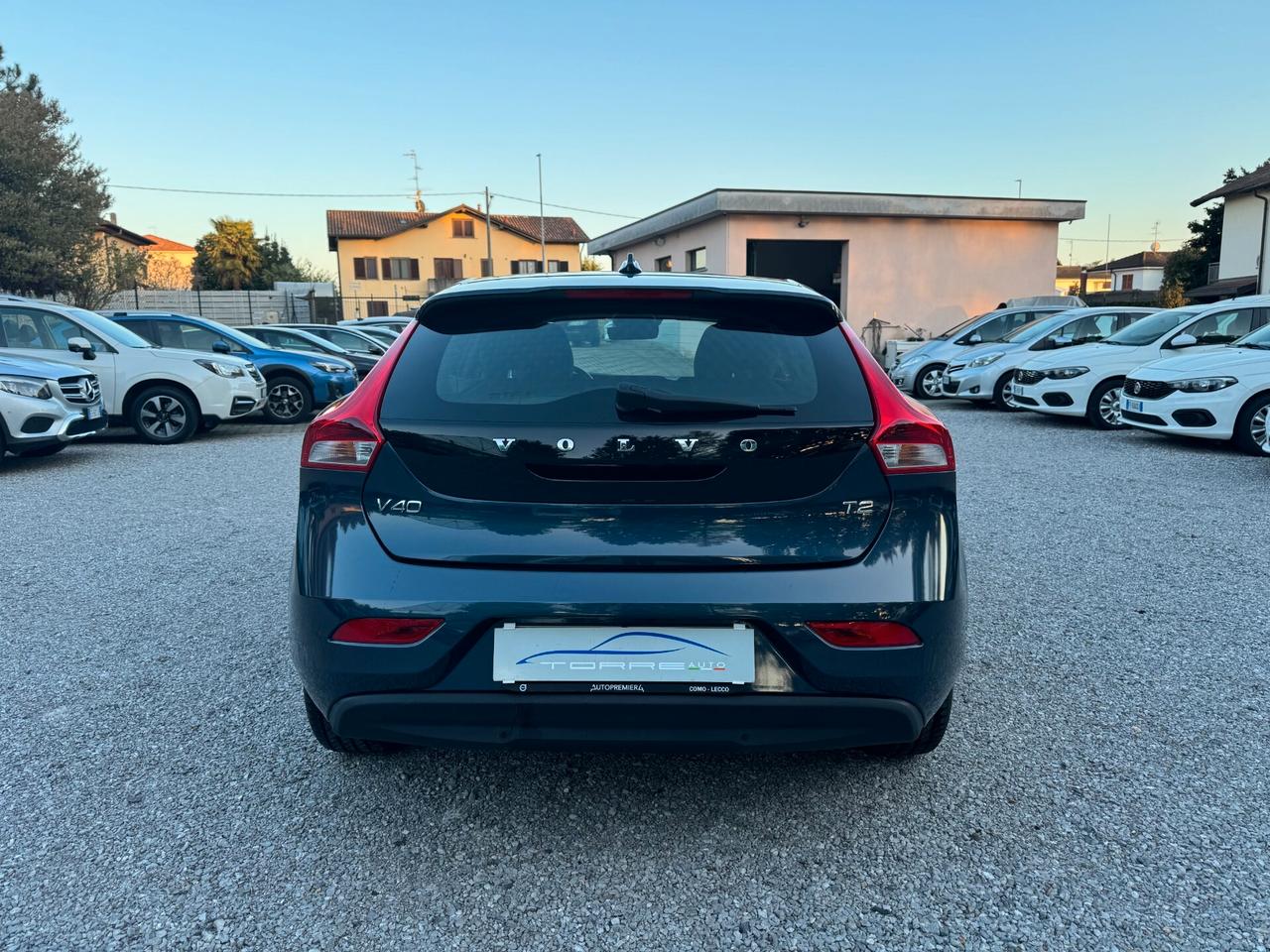 Volvo V40 T2