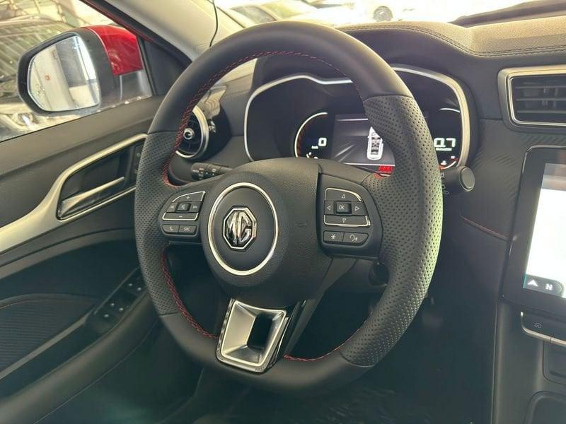MG ZS 1.5 VTi-tech Luxury,GPL