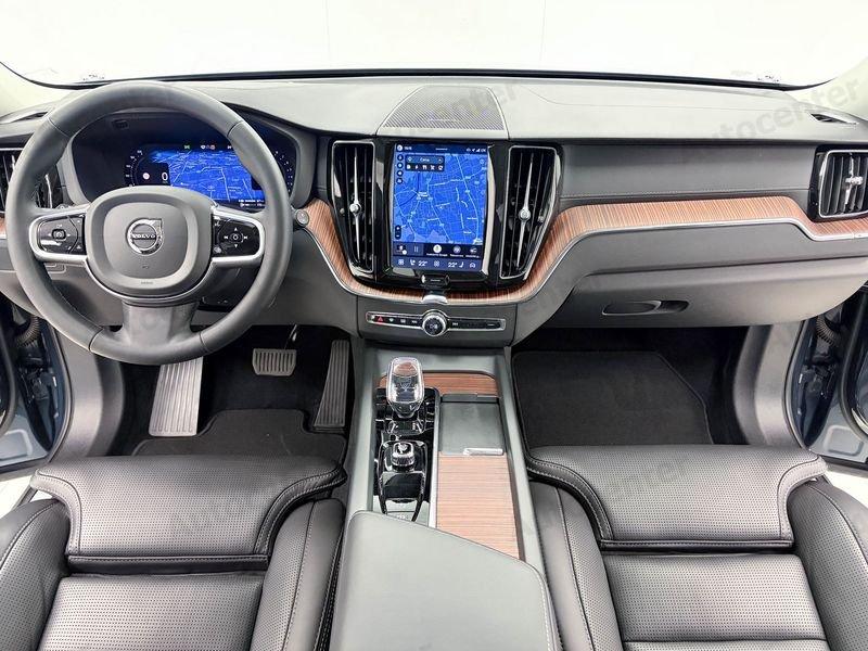 Volvo XC60 XC60 T6 PLUG IN RECHARGE PHEV ULTIMATE DARK AWD AUT