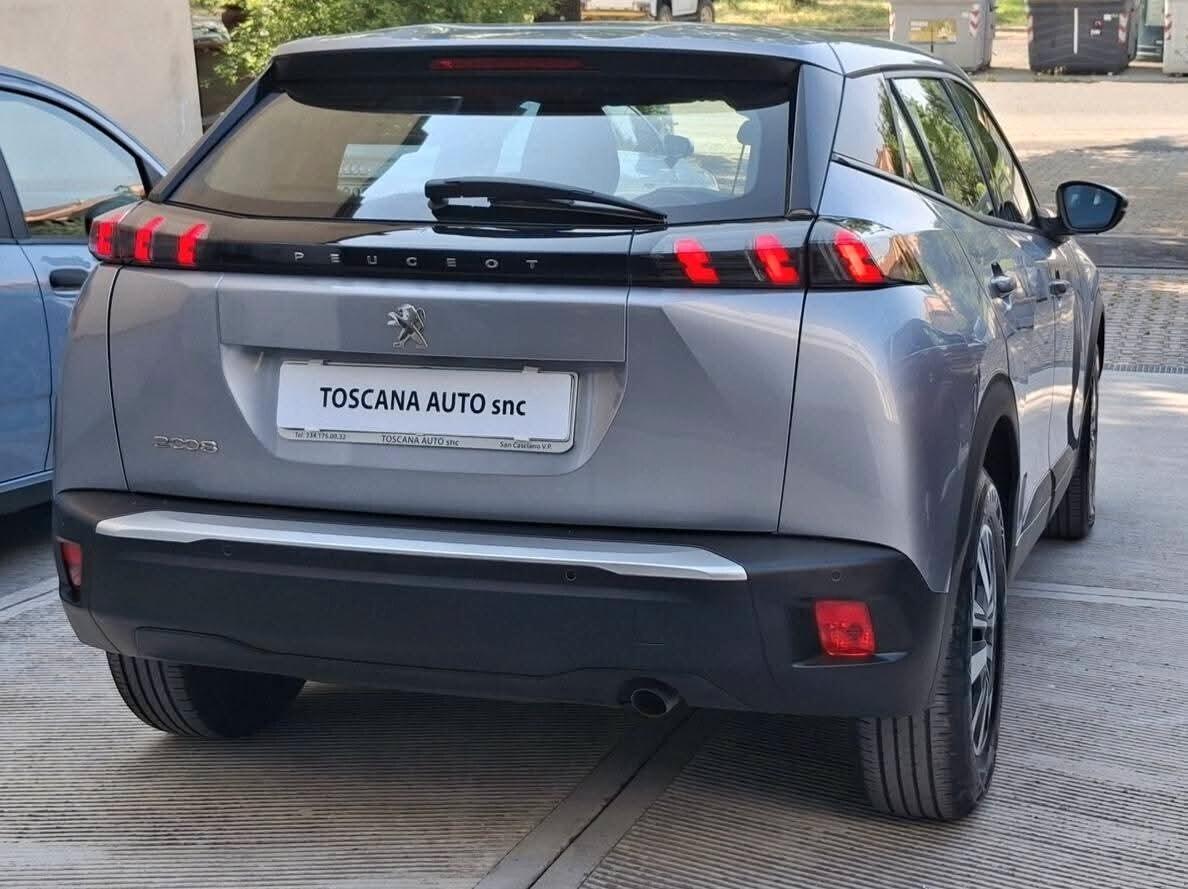 Peugeot 2008 PureTech 100 S&S Allure 7.000km