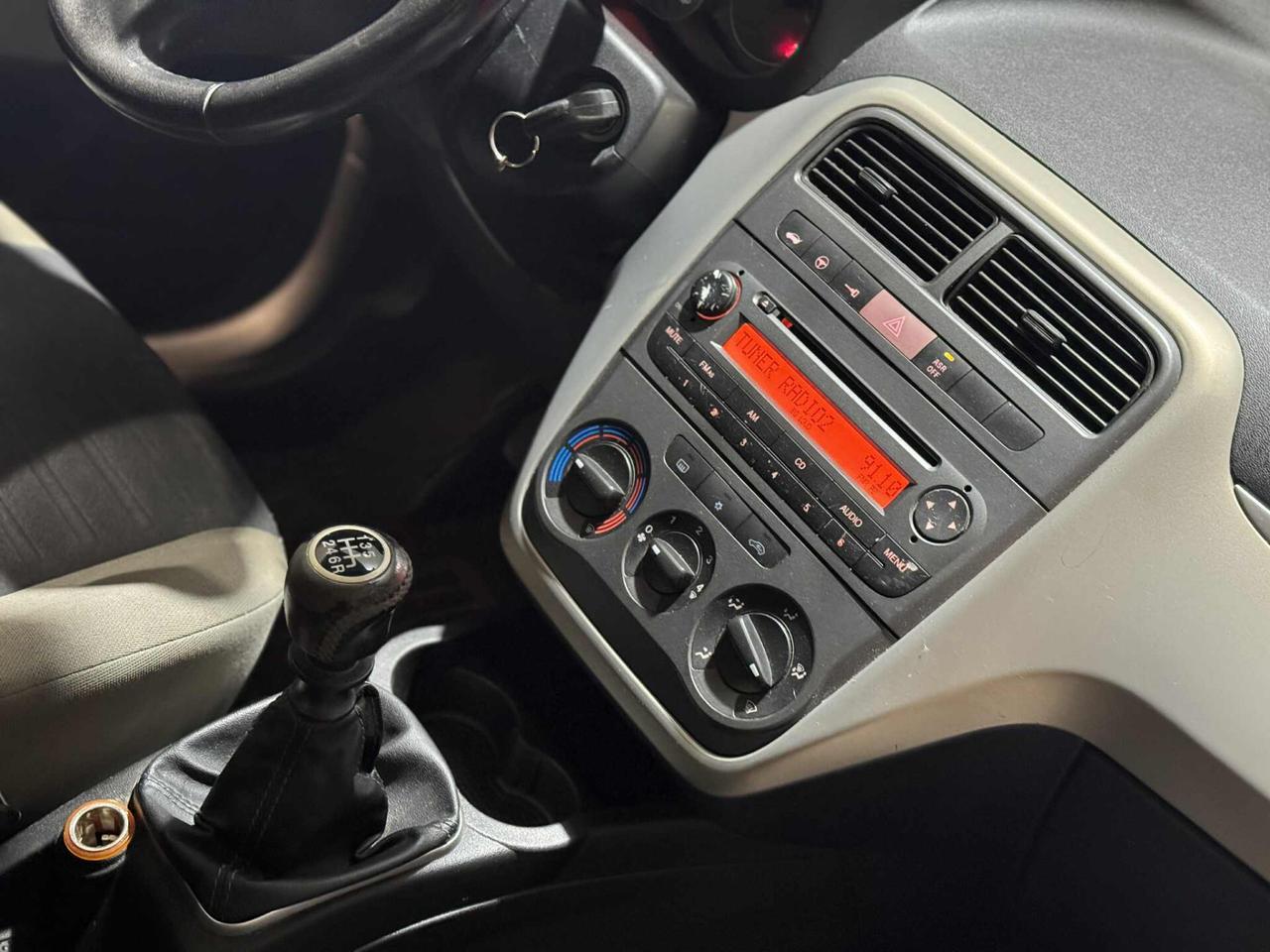 Fiat Grande Punto 1.4 BENZINA 5P SENZA DIFETT