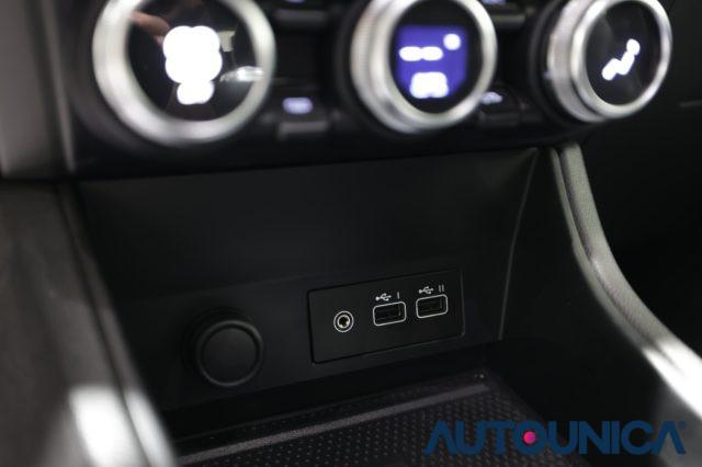 RENAULT Captur TCE 100 CV GPL TECHNO FARI LED NEOPATENTATI