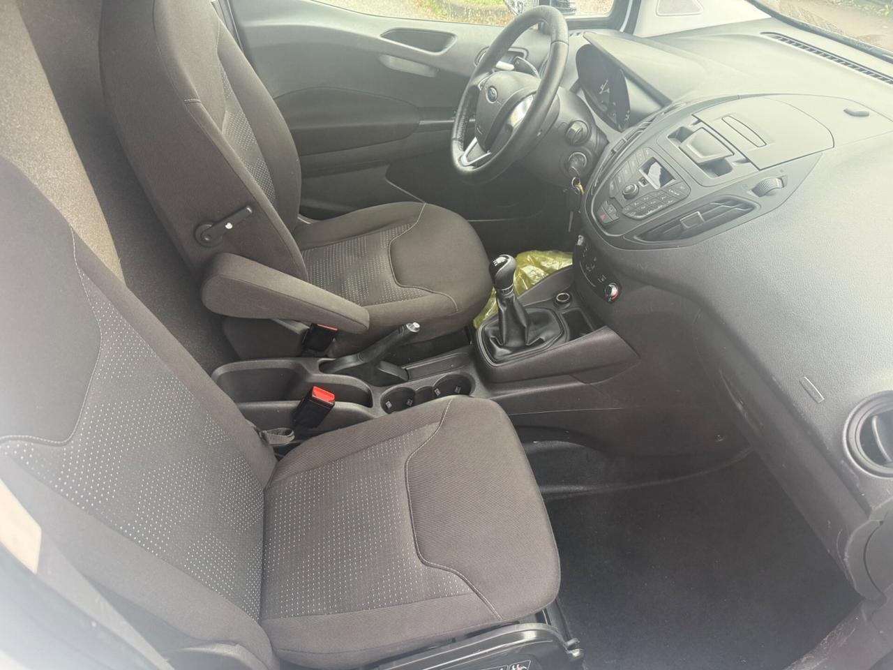 Ford Transit Courier 1.5 TDCi 75CV