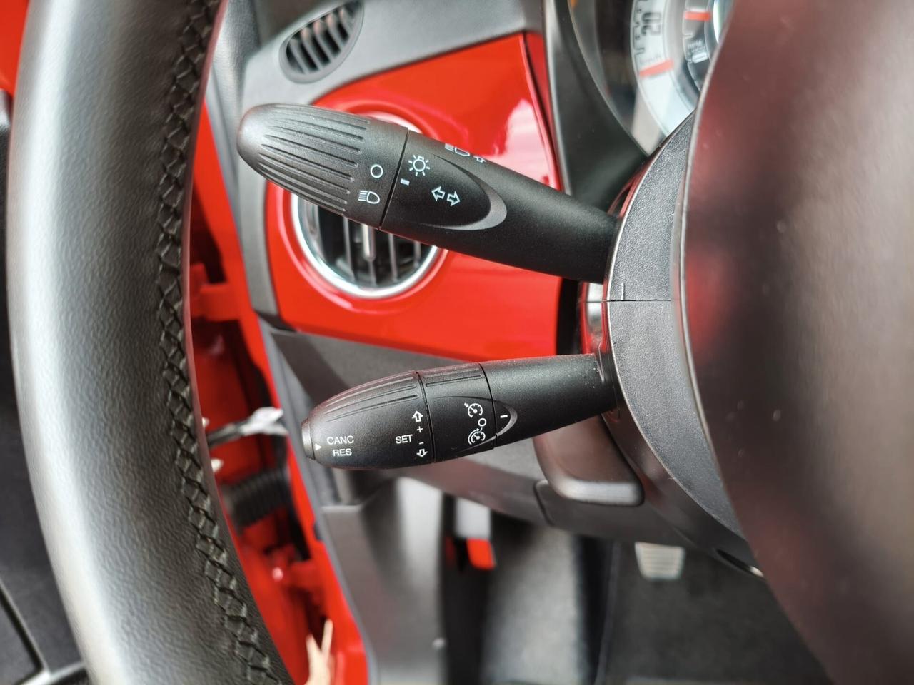Fiat 500 1.0 Hybrid Red