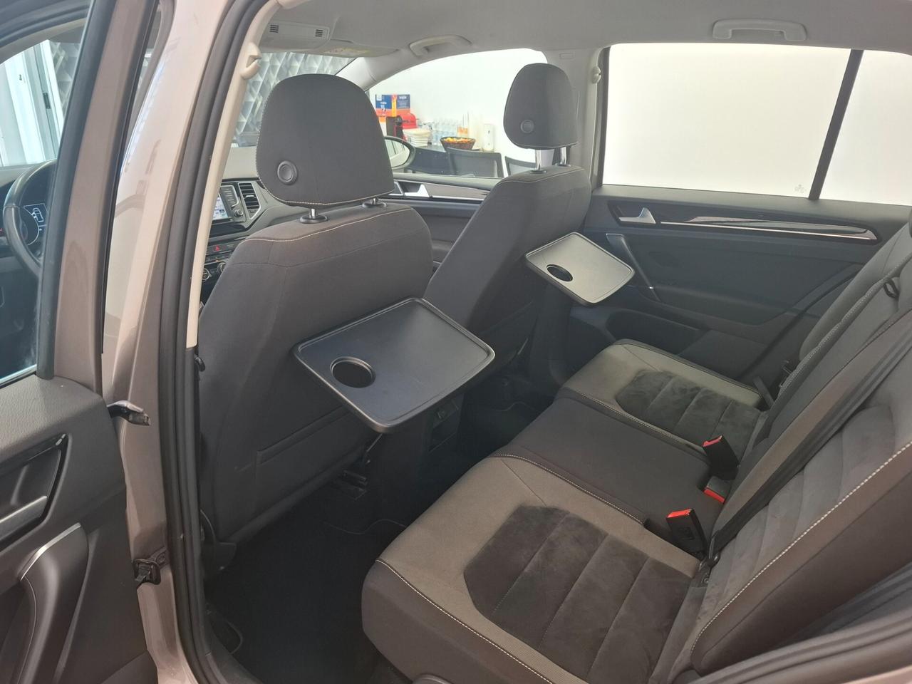 Volkswagen Golf Variant Sportsvan 1.6 TDI 110 CV DSG Executive BlueMotion Tech.