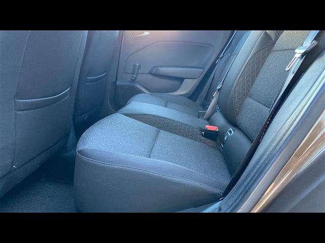 Renault Clio 1.6 E-Tech hybrid Zen 140cv auto