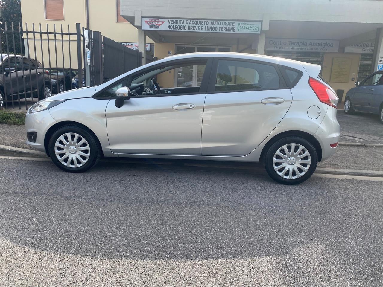 Ford Fiesta 1.4 5 porte Bz.- GPL