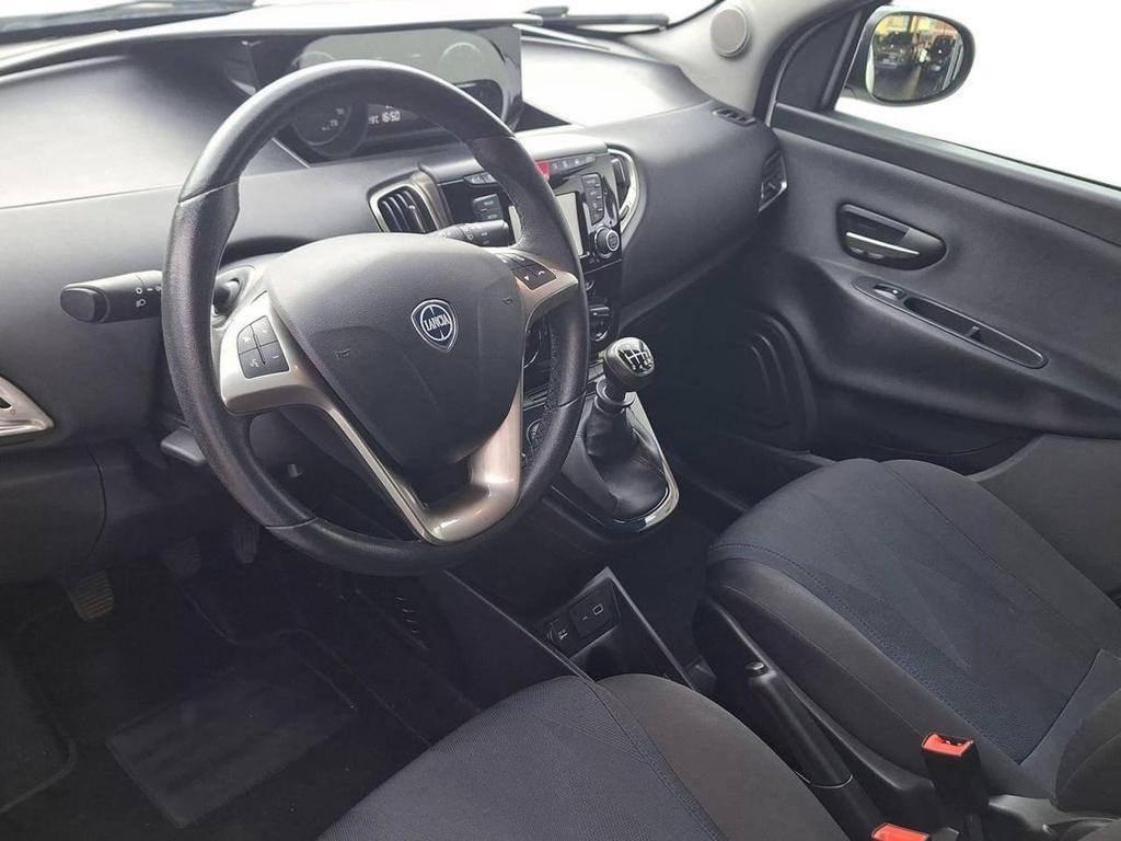 Lancia Ypsilon 5 Porte 1.0 FireFly Hybrid Gold