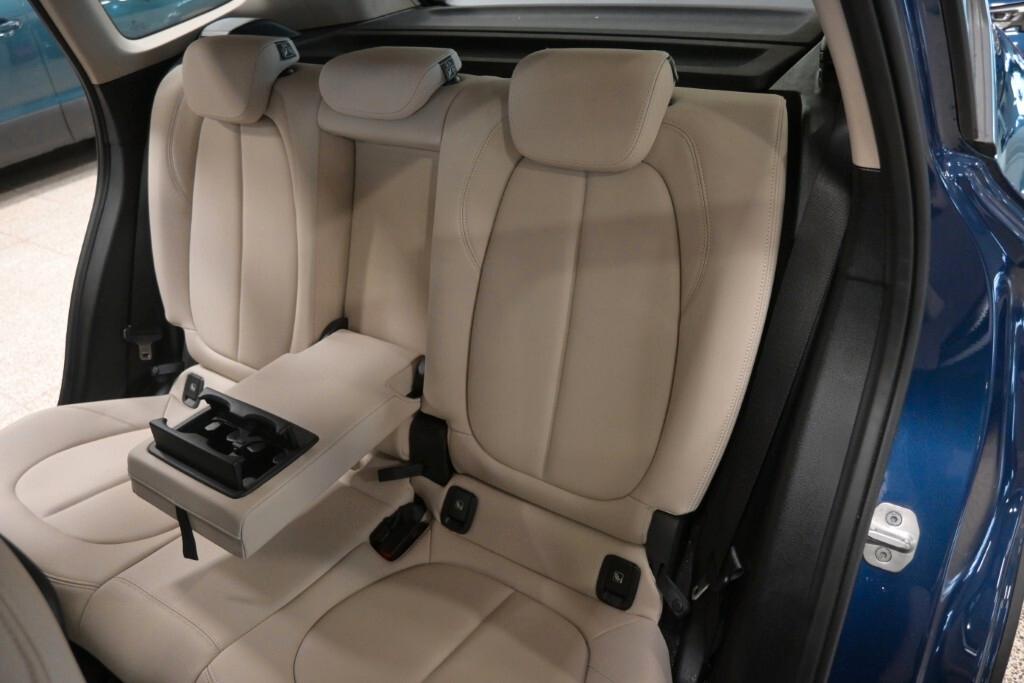 BMW X1 16D 115CV 6M. S-DRIVE BUSINESS ADVANTAGE ( FARI LED - CRUISE - NAVI - PELLE - PARK ASSISTANT - TELECAMERA POST. )