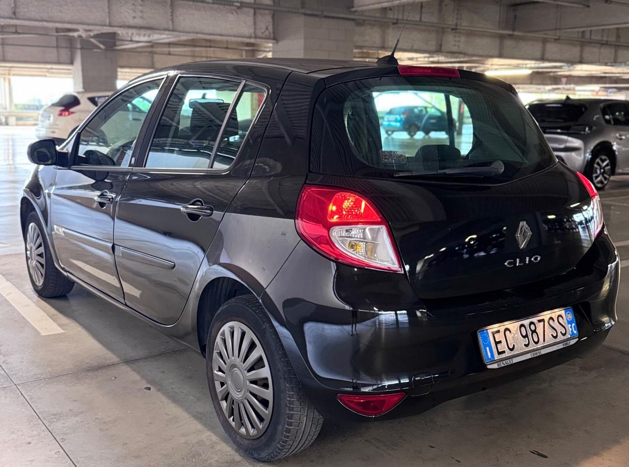 Renault Clio 1.2 16V 5 porte Dynamique