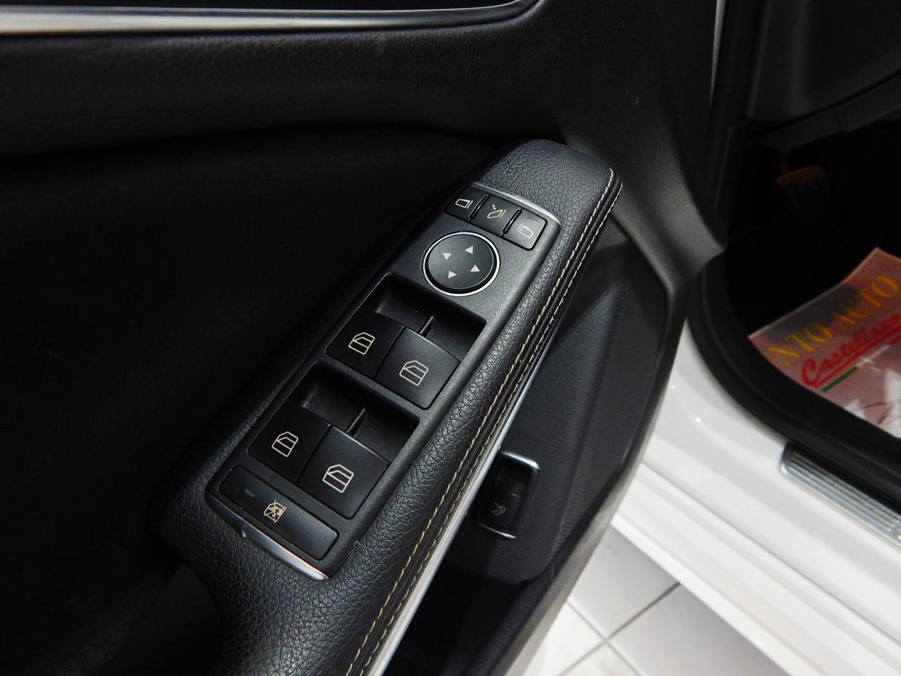 Mercedes-benz CLA 220 d Premium AMG 4matic Aut TETTO-NAVI-PELLE-PARK-LED