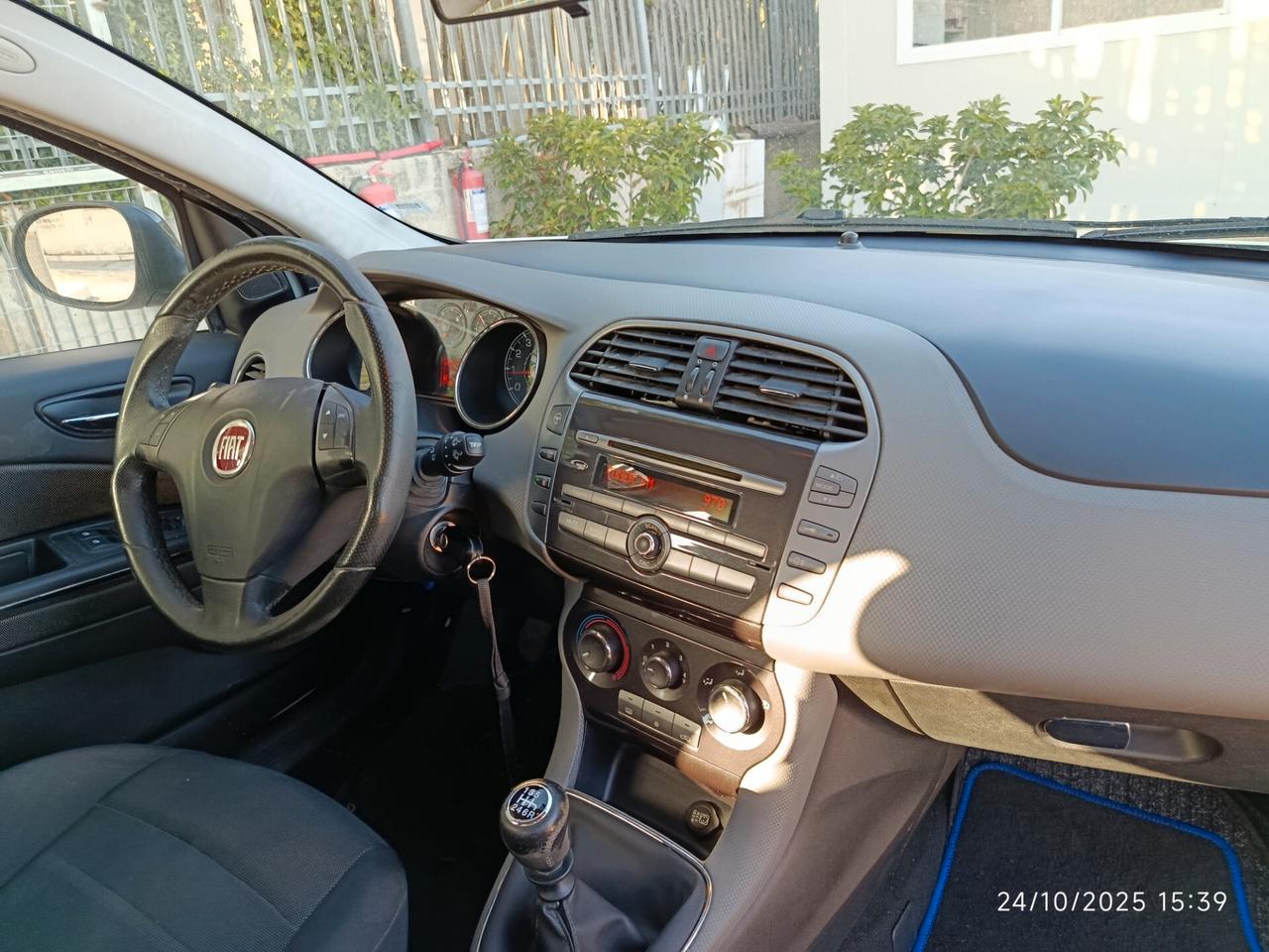 Fiat Bravo 1.4 EasyPower Easy £ 3790 VISTA E PIACIUTA £ 4999 CON GARANZIA