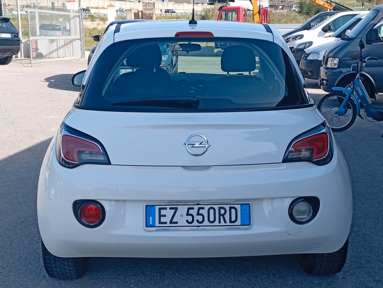 Opel Adam Rocks 1.2 70 CV