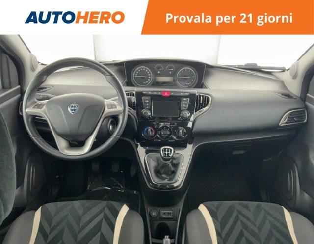 LANCIA Ypsilon 1.2 69 CV 5 porte Gold