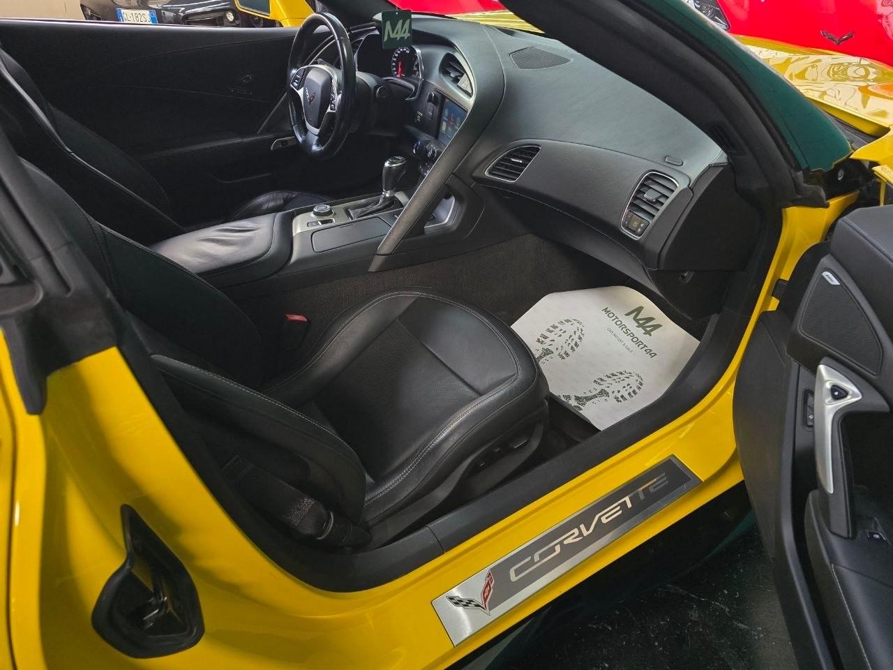 Chevrolet Corvette Stingray 6.2 V8 Z51 2LT