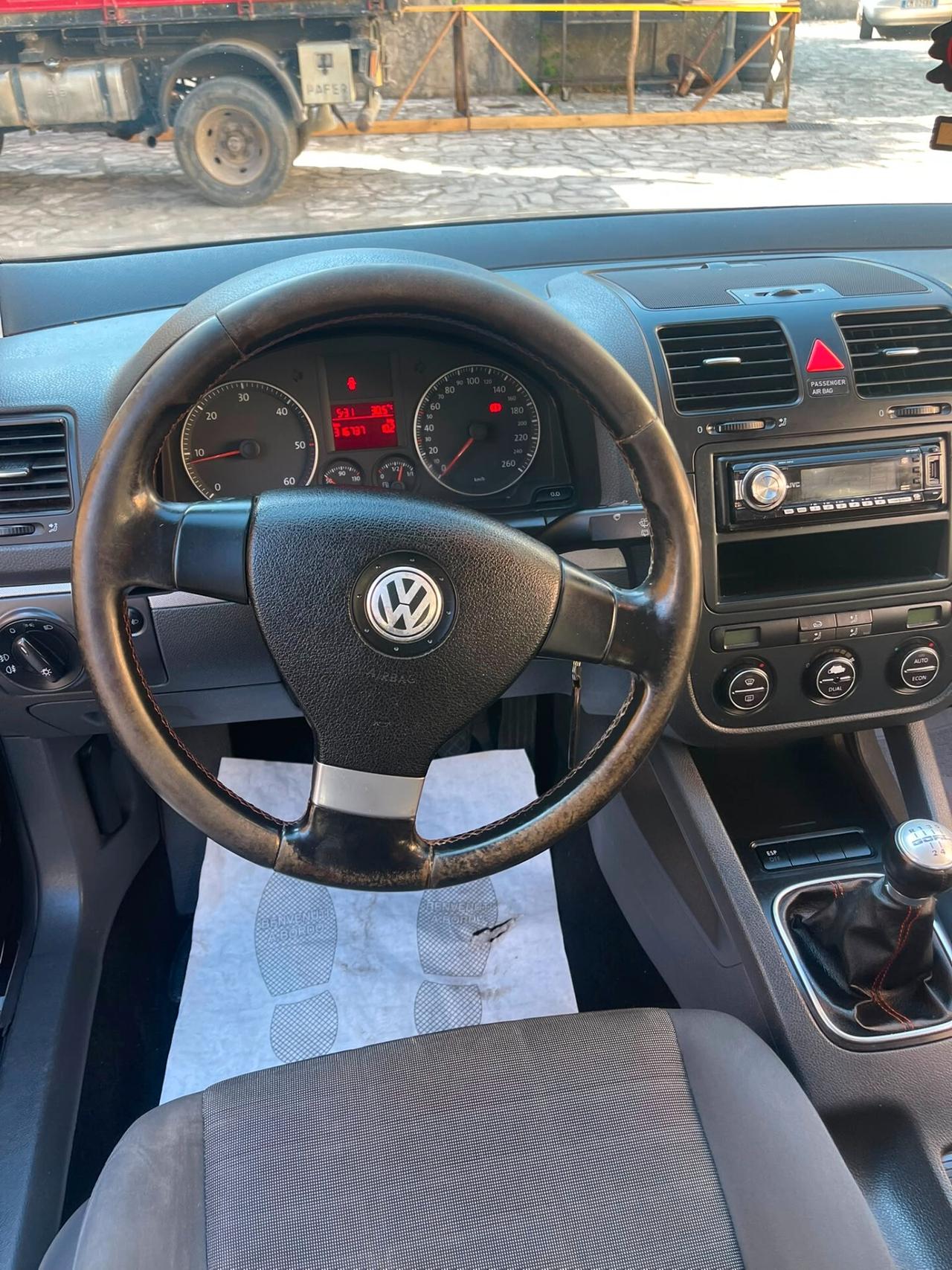 Volkswagen Golf 1.9 TDI 5p. Sportline