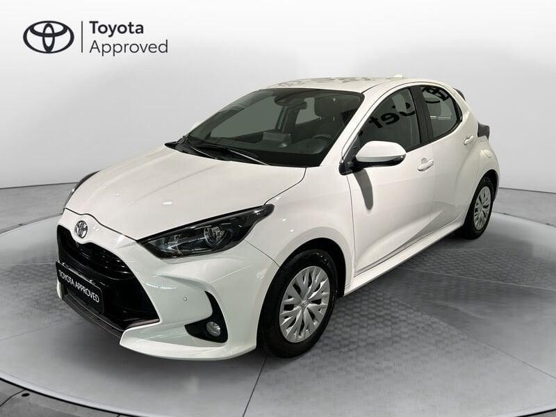 Toyota Yaris Yaris 1.0 5 porte Active + SENSORI DI PARCHEGGIO ANTERIORI