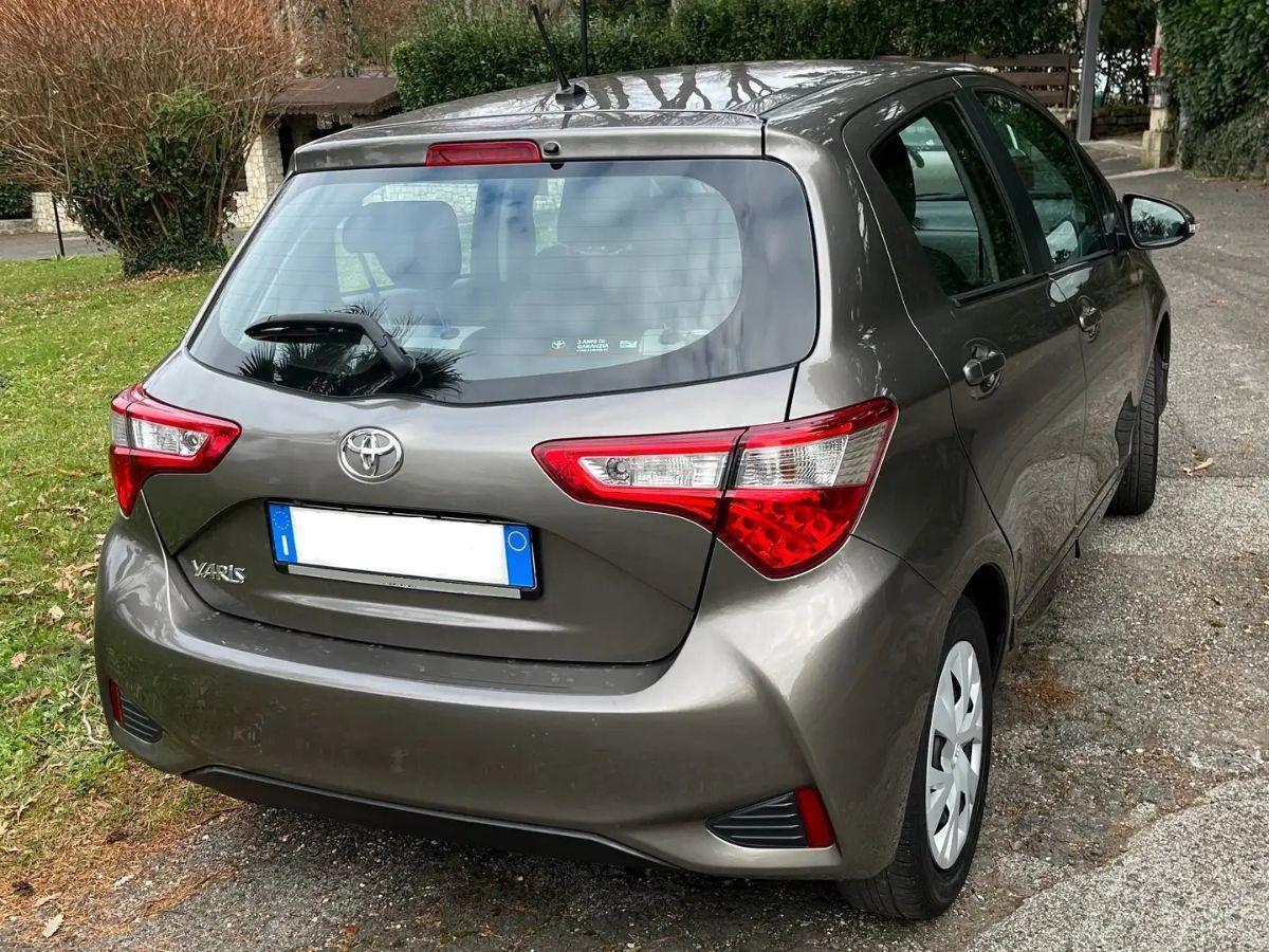 Toyota Yaris 1.0 5p. Lounge Touch Neop. Ok