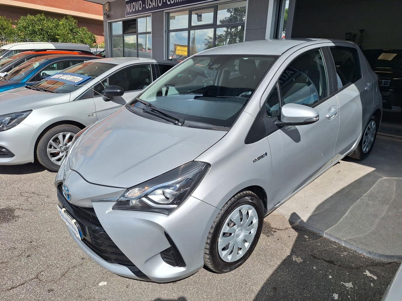 Toyota Yaris 1.5 Hybrid 5 porte Cool