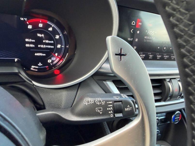 Alfa Romeo Stelvio 2.2 Turbodiesel 210 CV AT8 Q4 Veloce