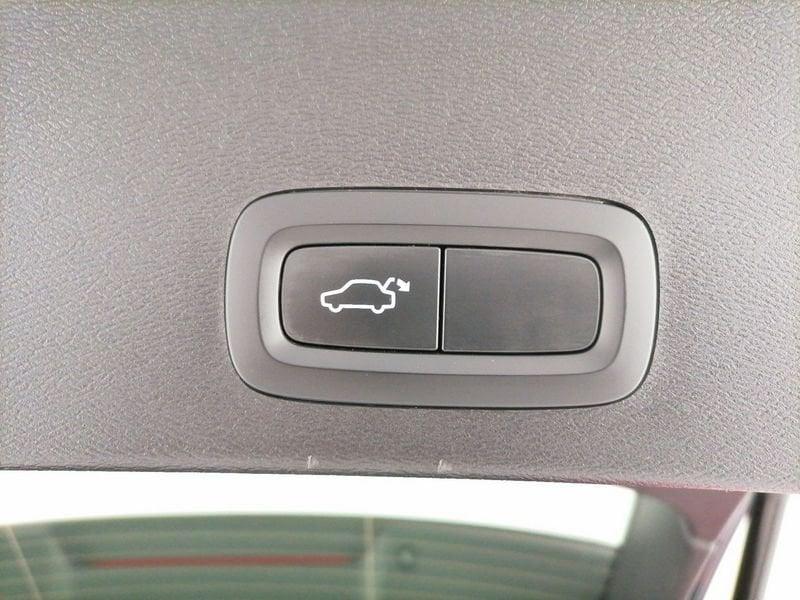 Volvo XC40 2.0 d4 Inscription awd geartronic my20