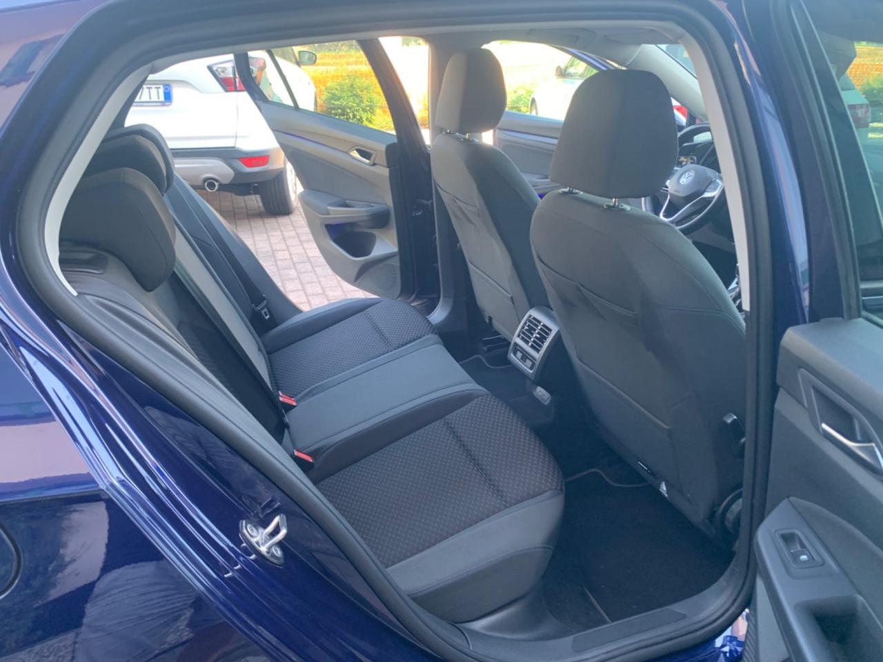 Volkswagen Golf 2.0 TDI SCR Style