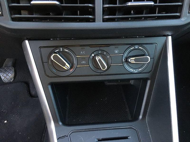 Volkswagen Taigo 1.0 TSI 95cv Life PROMNOZIONE!! ACCESSORIATA