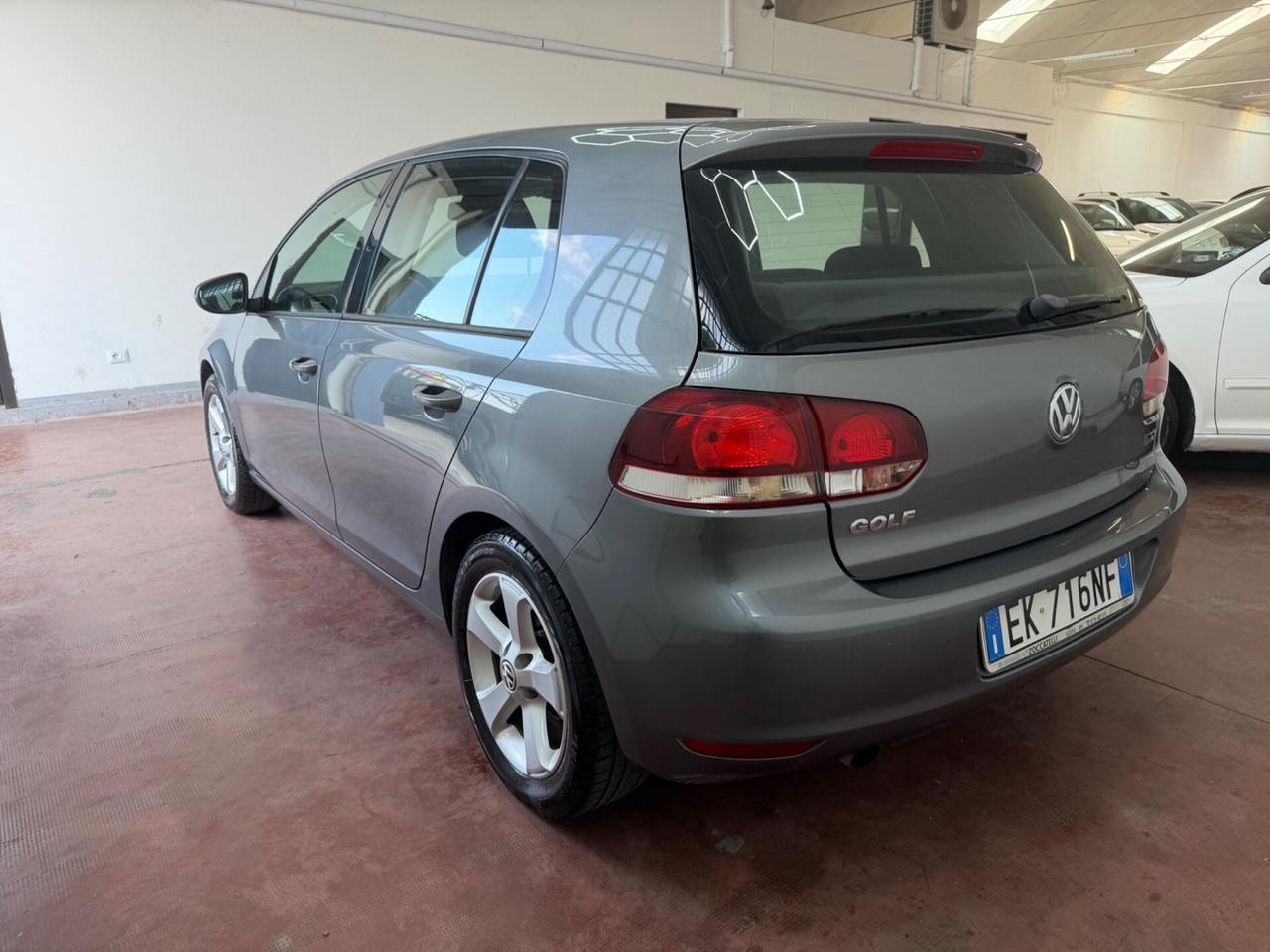 Volkswagen Golf 1.6 TDI DPF 5p. Highline