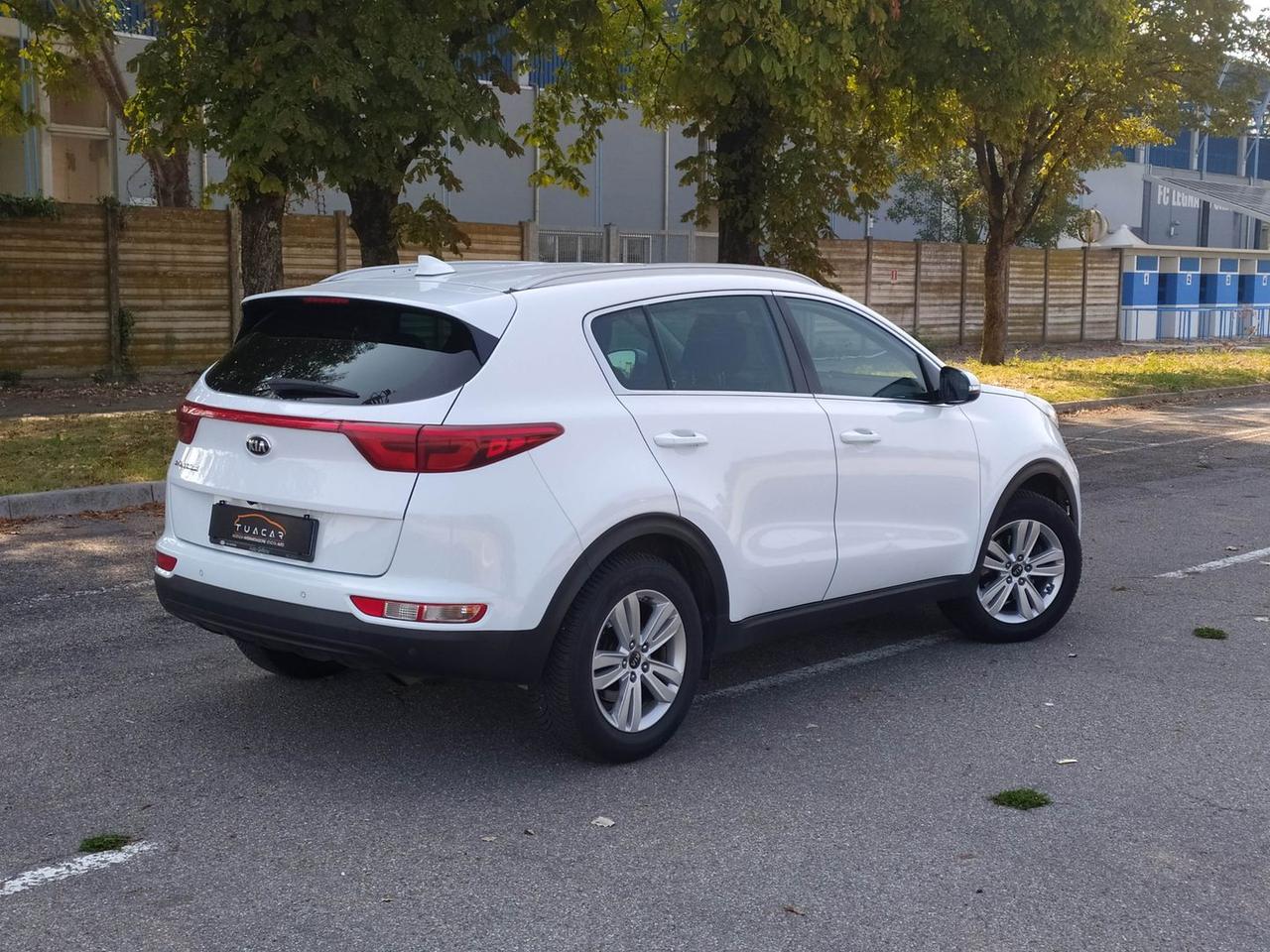 Kia Sportage Cool 1.6 GDI #12027