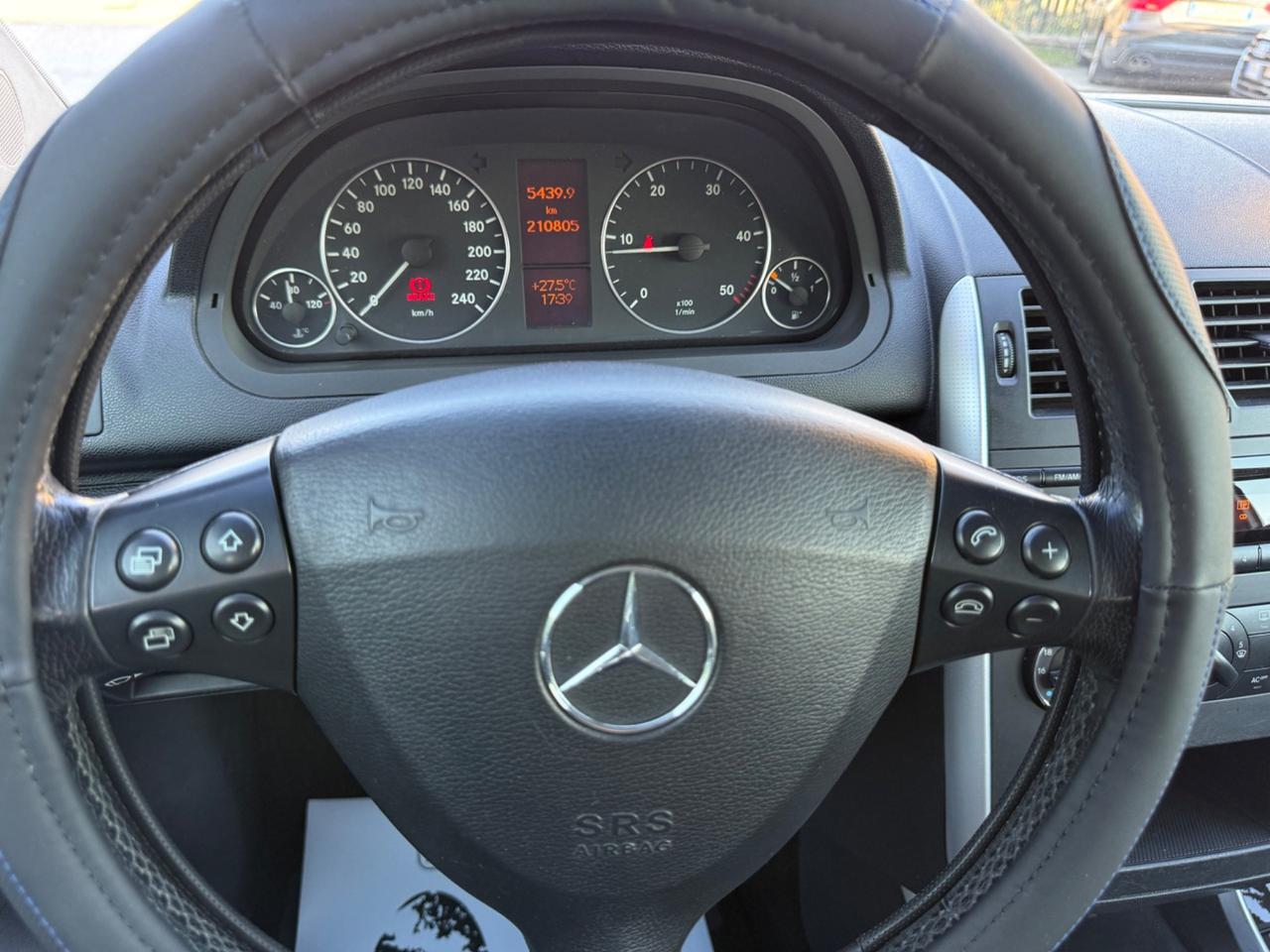 Mercedes-benz A 180 CDI Avantgarde UNICO PROP