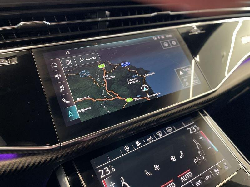 Audi Q8 RS TFSI V8 quattro tiptronic