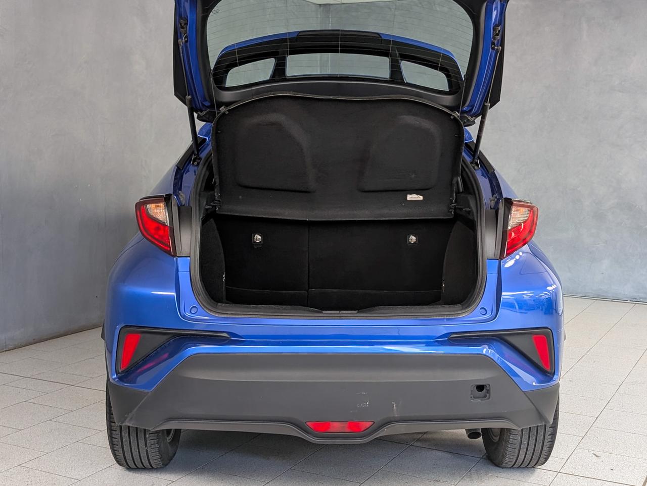 Toyota C-HR 1.8 Hybrid e-cvt Active