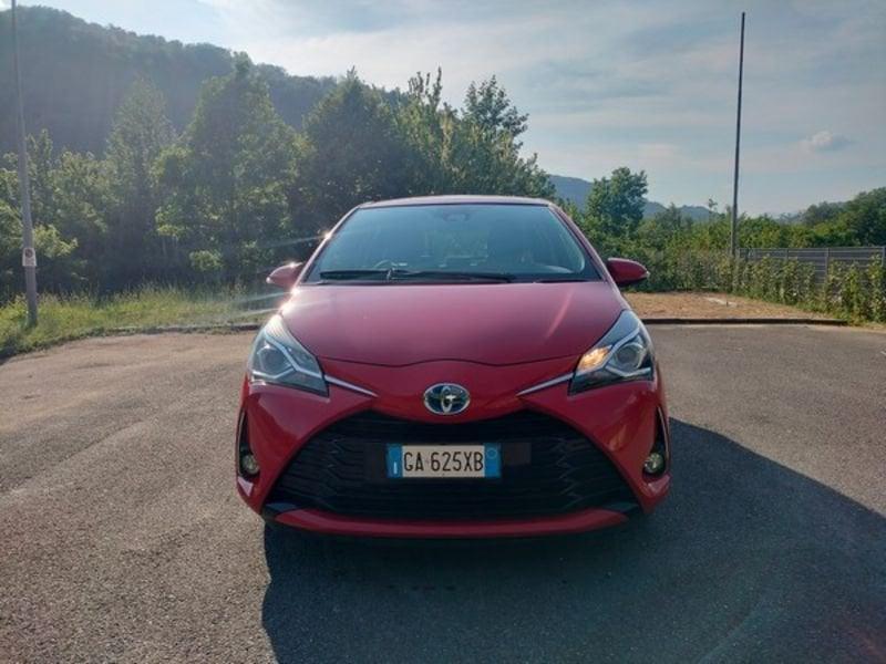 Toyota Yaris Hybrid 1.5 Hybrid business