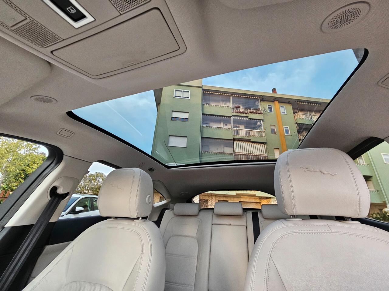 Jaguar E-Pace 2.0D I4 163 CV AWD Auto R-Dynamic SE