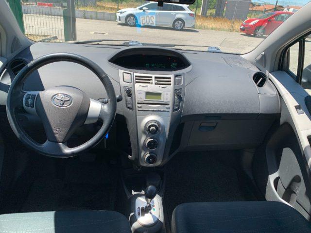 TOYOTA Yaris 1.3 5 porte Sol