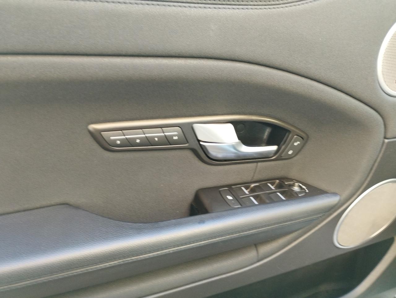 Land Rover Range Evoque 2.0 TD4 150 CV 5p. SE