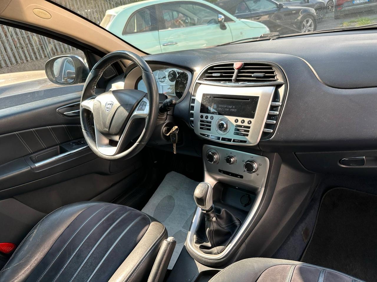 Lancia Delta 1.6 MJT DPF Gold