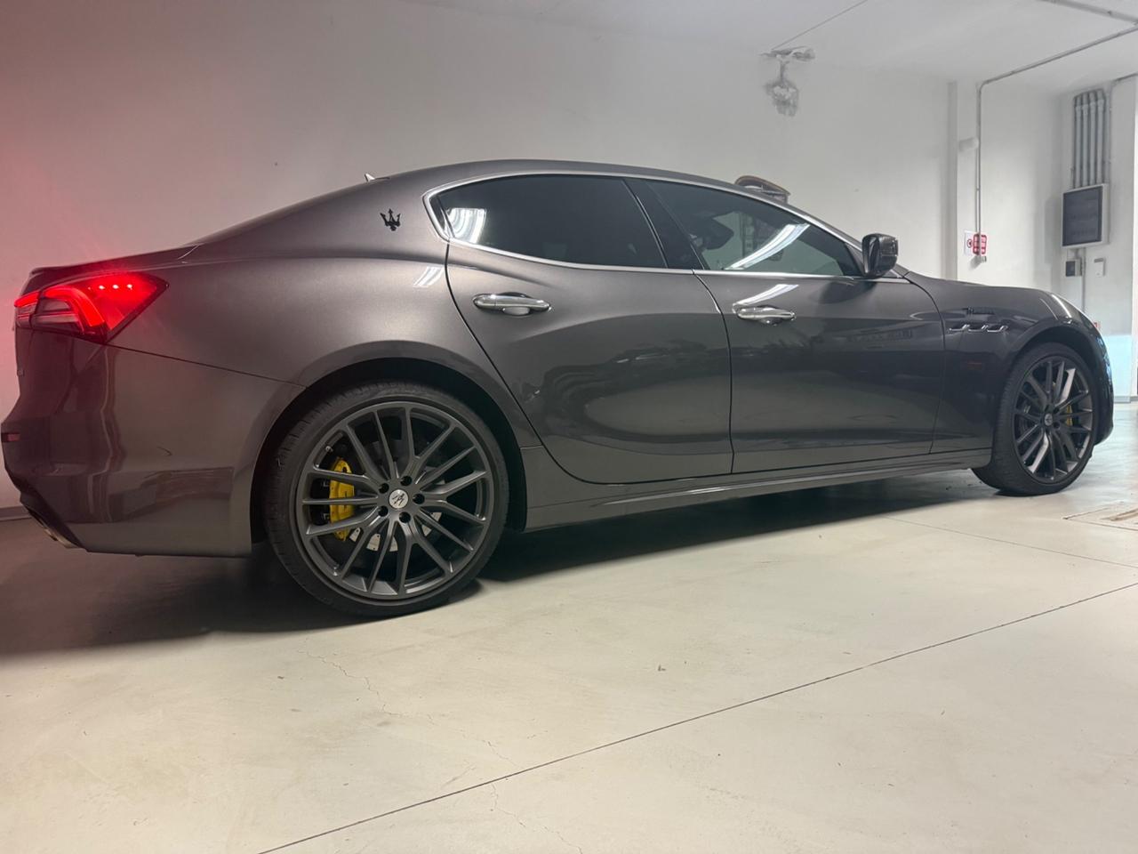 Maserati Ghibli V6 Modena
