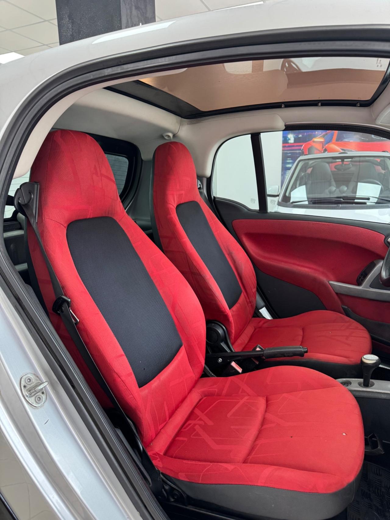 Smart ForTwo 1000 52 kW MHD coupé pure