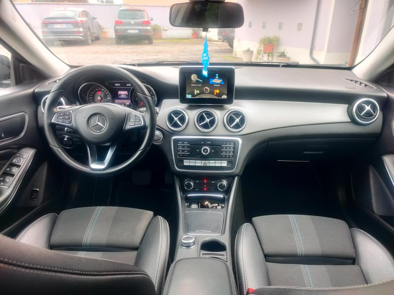 Mercedes-benz CLA 200 d 4Matic Automatic Sport neopatentati